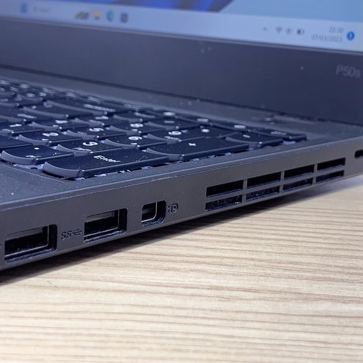 خرید لپ تاپ استوک لنوو مدلlenovo P50s پردازنده 23